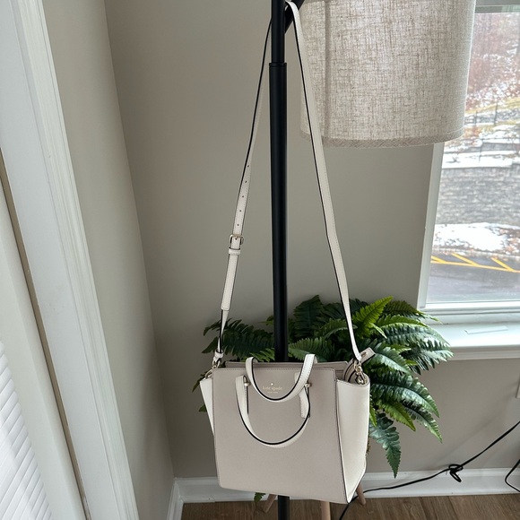 Kate Spade Beige Tote Bag - Picture 2 of 3
